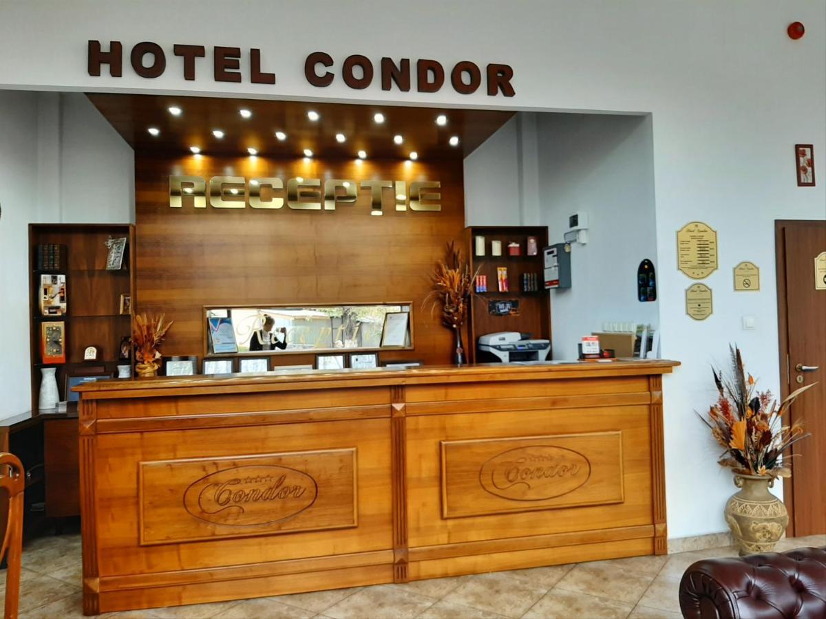 Hotel Condor Oravita Zewnętrze zdjęcie